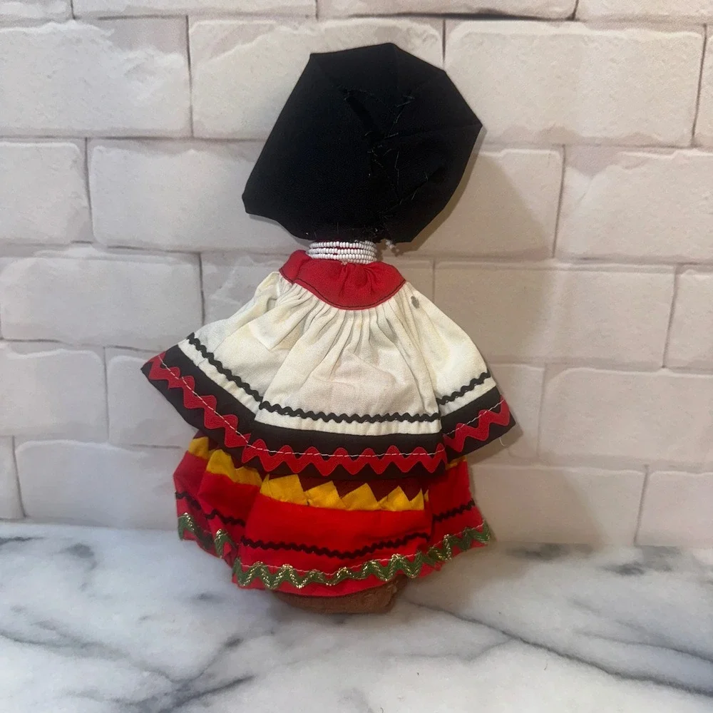 Vintage Handmade Nut Head Seminole Folk Art Doll Traditional Cultural Dress 10